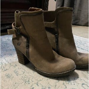 Born ladies ankle boots